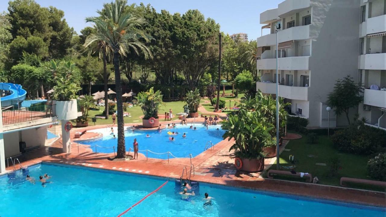 Benalbeach Jr Suite Malaga Luaran gambar