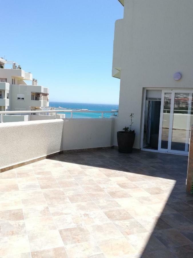 Benalbeach Jr Suite Malaga Luaran gambar