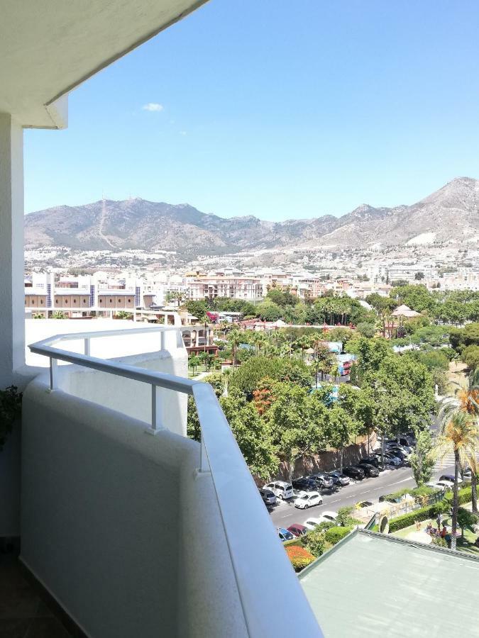 Benalbeach Jr Suite Malaga Luaran gambar